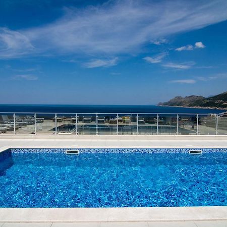 Sea Star Apartment โดบราวอดา ภายนอก รูปภาพ
