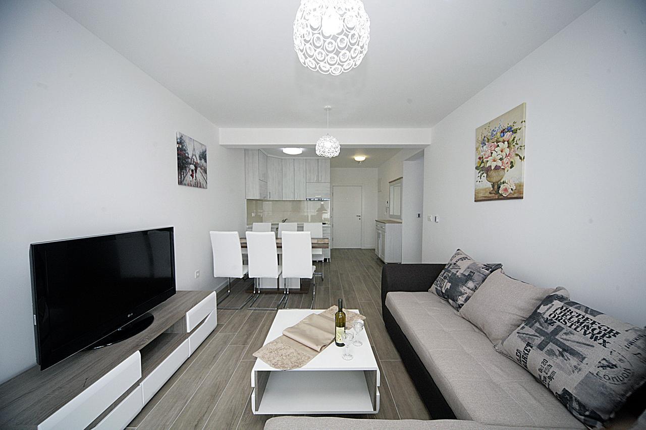 Sea Star Apartment โดบราวอดา ภายนอก รูปภาพ
